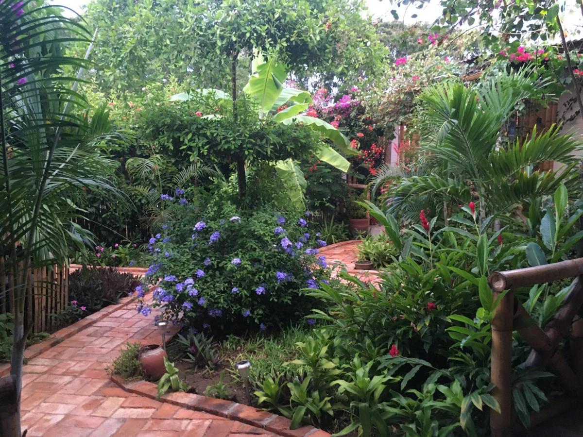 Casita Madame Otel Puerto López Dış mekan fotoğraf
