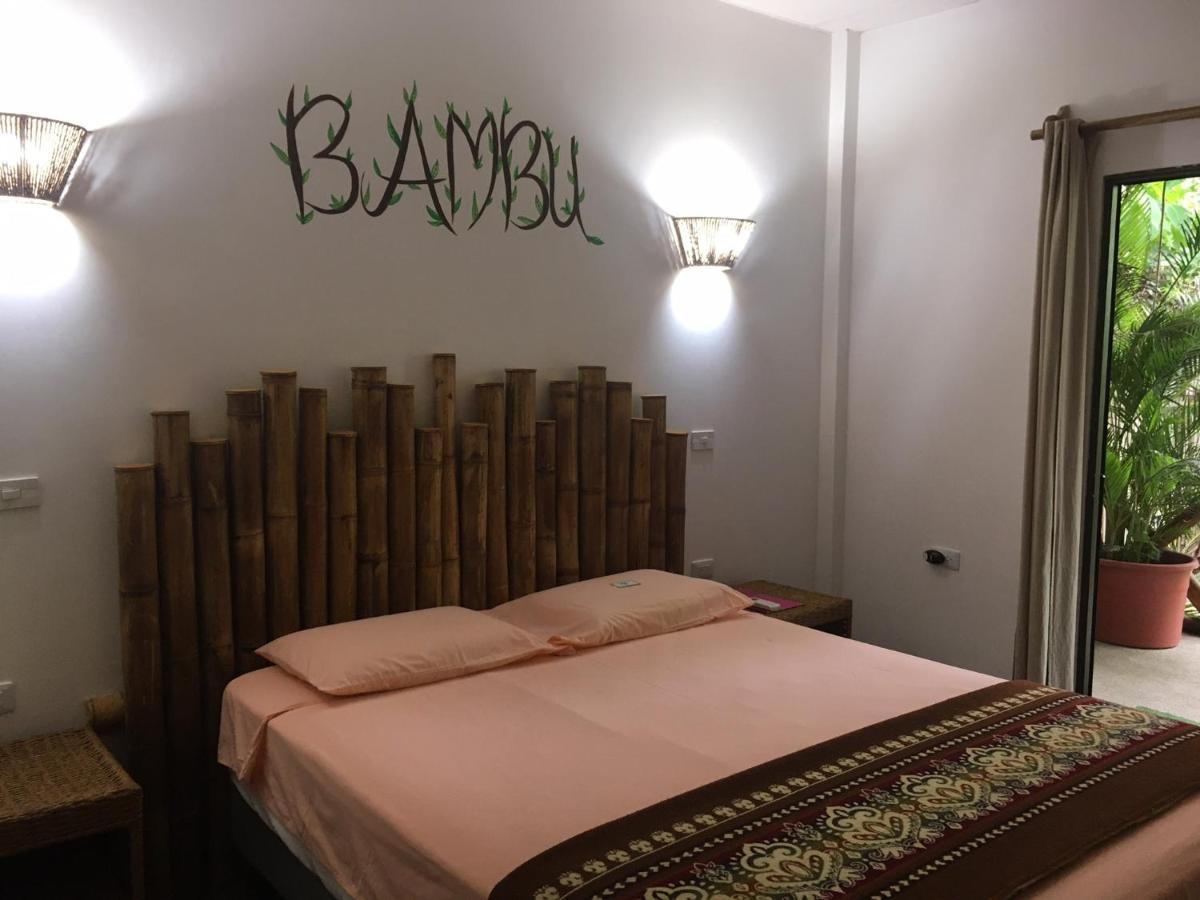 Casita Madame Otel Puerto López Dış mekan fotoğraf